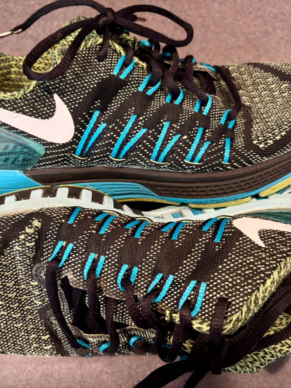 ~~Nike Zoom Elite 8 Running Shoes Womens Size 8 Black/blue/Green 749339-003*****